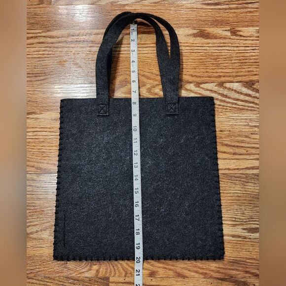 Hallmark Halloween Snoopy Peanuts Trick or Treat Reusable Tote Bag - Picture 4 of 6